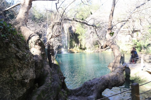 Foto - Görenleri adeta büyülüyor: Düden Şelalesi - 1