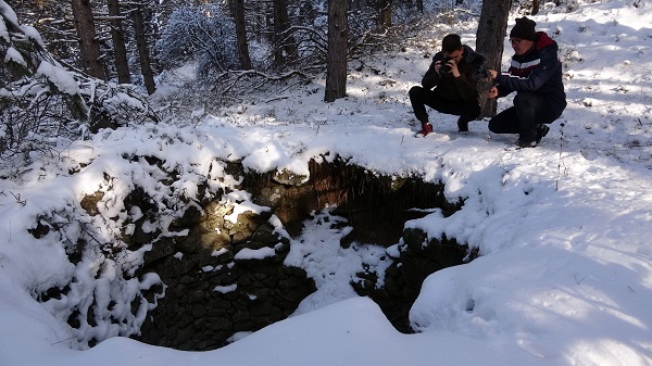 Foto - Görenleri geçmişe götürüyor | Alın size doğal buzdolabı