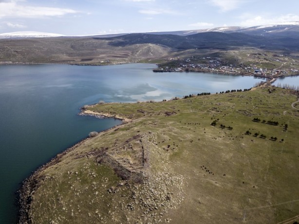 Foto - Görenleri kendine hayran bırakıyor: Çıldır Gölü