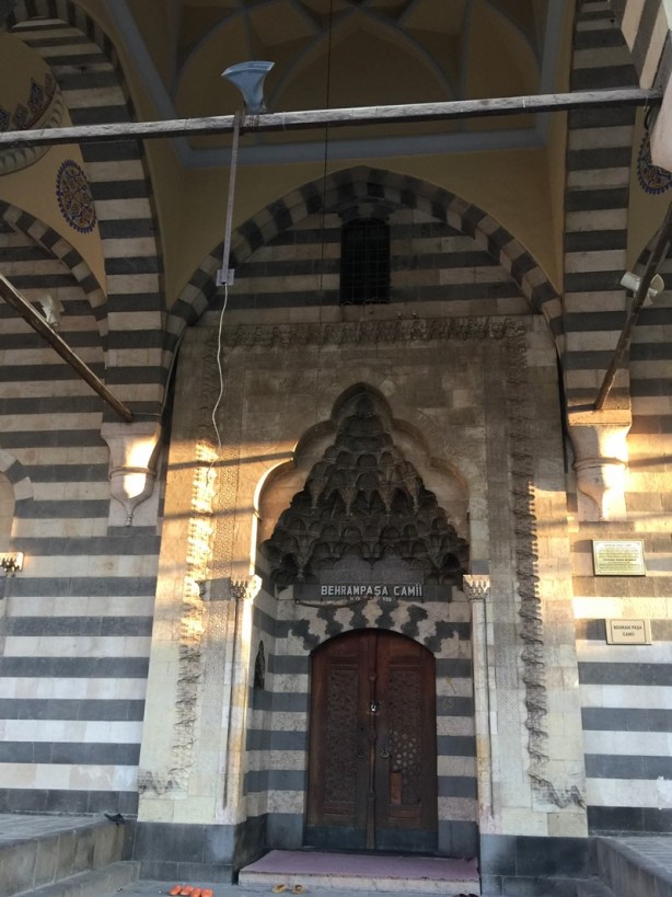 Foto - Görenleri kendine hayran bırakıyor: Diyarbakır Ulu Camii