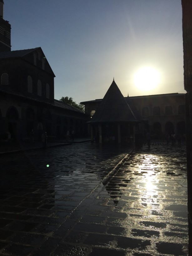 Foto - Görenleri kendine hayran bırakıyor: Diyarbakır Ulu Camii