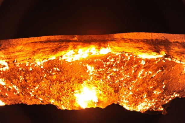 Foto - Görenleri ürkütüyor! Sırrı ortaya çıktı! 50 yıldır yanan "Cehennem Kapısı" bakın niçin kapatılamıyor