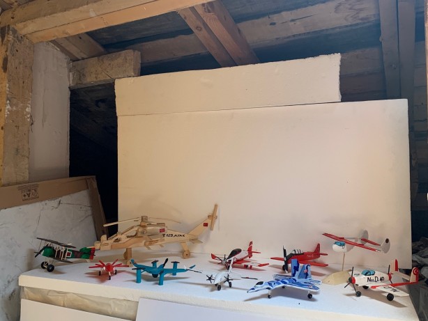 Foto - Görenlerin büyük ilgisini çekiyor! Bunların hepsi meyve kasasından yapıldı