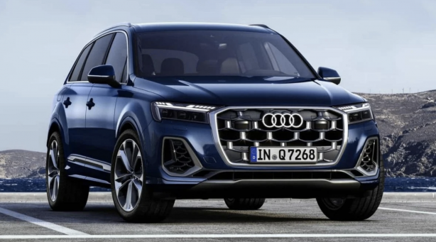 Görenlerin gözü arkada kalıyor! Audi Q7 evrim geçirdi! Sizce segmentinin yıldızı olmaya aday mı? Fiyatını açıklıyoruz?