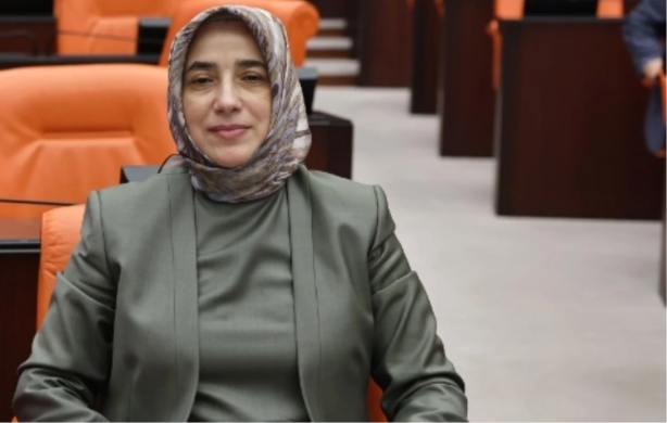 Foto - Görevden alınacağı konuşuluyordu! AK Partili Özlem Zengin’le ilgili flaş gelişme