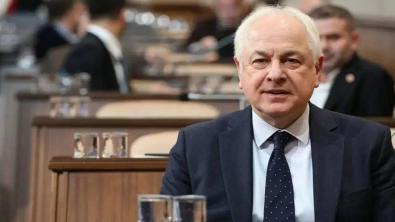 Foto - Görevden uzaklaştırılan CHP’li başkan ilk kez hakim karşısına çıktı! Açıkladığı aylık geliri şaka gibi