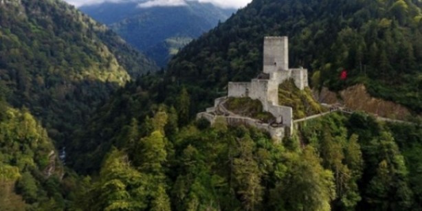 Foto - Görkemli bir kartal yuvası: Zil Kale