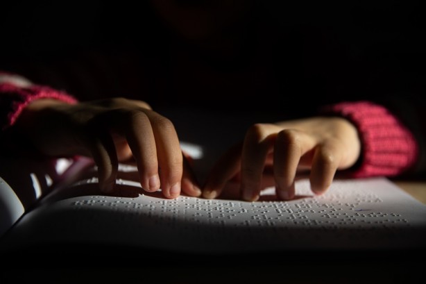 Foto - Görme engelli çocukları için Braille alfabesi öğreniyorlar