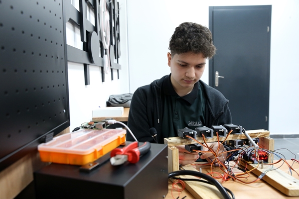 Foto - Görme engellilere umut olacak cihaz!