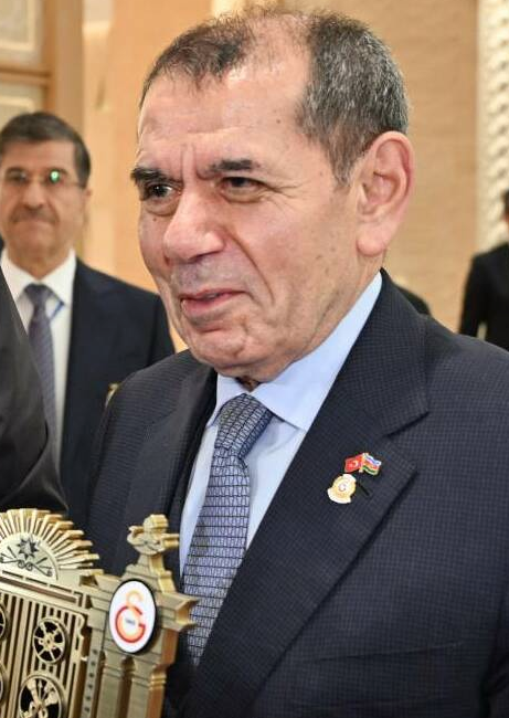 Foto - Görülmemiş tepki! Galatasaray Başkanı Dursun Özbek transfer yapılacak bölgeyi açıkladı, ayrılık kesinleşti!