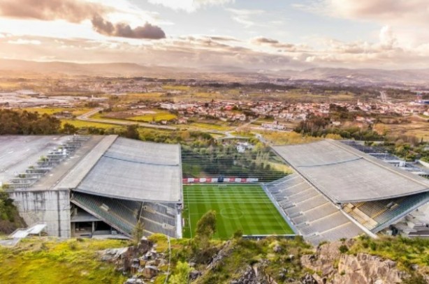 Foto - Görünce şaşkına döneceksiniz! Dünyanın en ilginç futbol sahaları