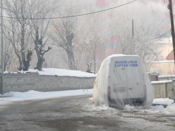Foto - Görüntü Türkiye'den! Bir ilçe tamamen dondu