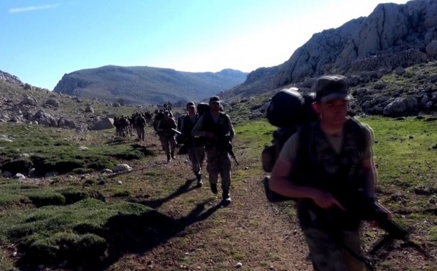 Foto - Görüntüler az önce geldi! 3 bin komando harekete geçti!
