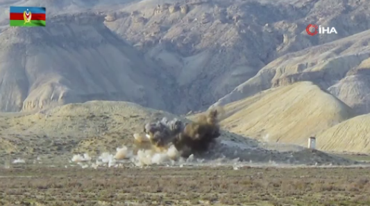 Foto - Görüntüler az önce geldi! Bayraktar TB2 SİHA'lar peş peşe havalandı, ortalık toz duman oldu