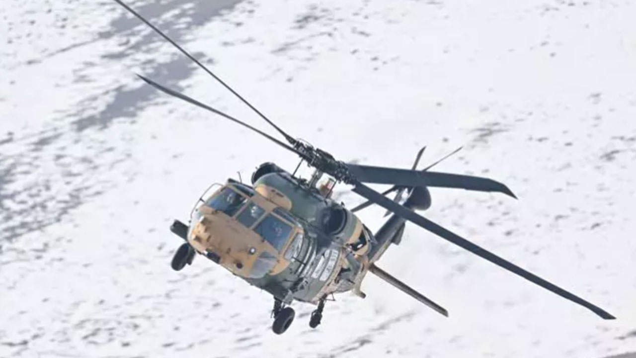 Foto - Görüntüler az önce servis edildi! Türk F-16'ları, ATAK helikopterleri ve tanklar harekete geçti