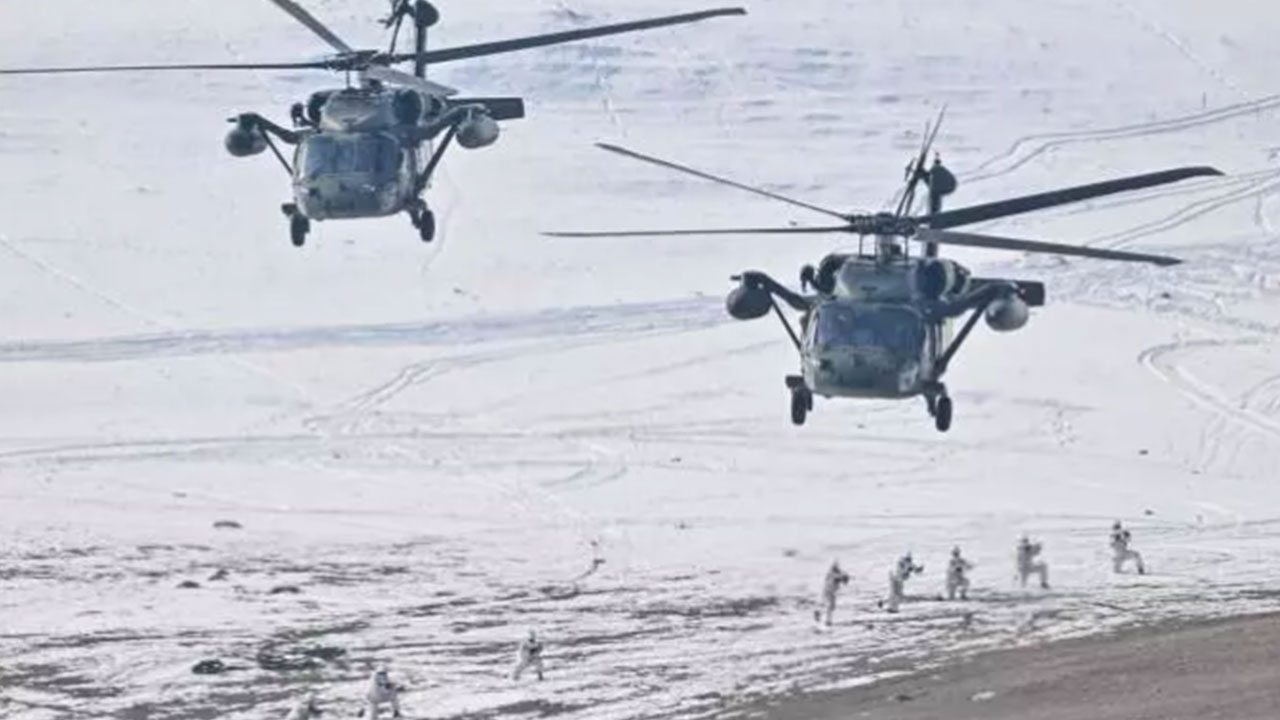 Foto - Görüntüler az önce servis edildi! Türk F-16'ları, ATAK helikopterleri ve tanklar harekete geçti