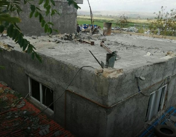 Foto - Görüntüler Azerbaycan-Ermenistan cephe hattından biraz önce geldi! Sığınaklara kaçtılar