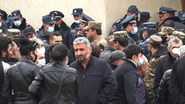 Foto - Görüntüler bölgeden geldi! Ermenistan'da deprem etkisi yaptı