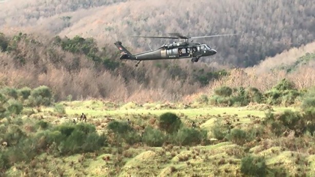 Foto - Görüntüler İstanbul'dan! Özel harekatçılar helikopterden indi