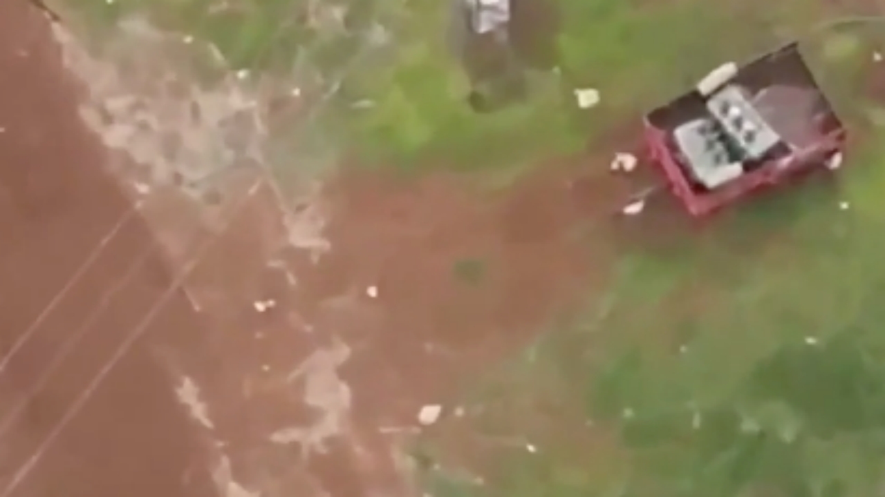 Foto - Görüntüler maalesef o ilimizden! O ahlaksızlar, tüyü bitmemiş yetimin hakkını işte böyle çalıyor