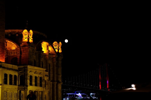 Foto - Görüntüler mest etti! İstanbul'da eşsiz dolunay manzarası