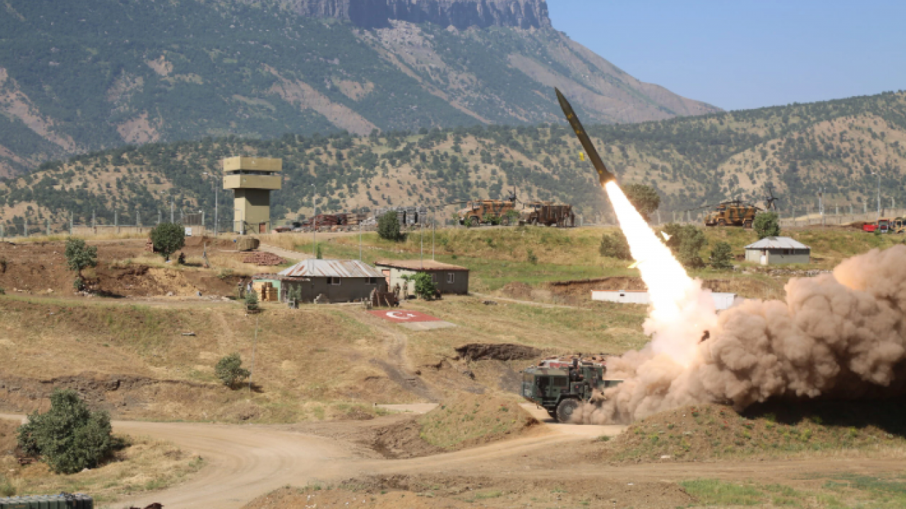 Foto - Görüntüler ortaya çıktı: Türkiye'den sessiz sedasız balistik füze aldılar