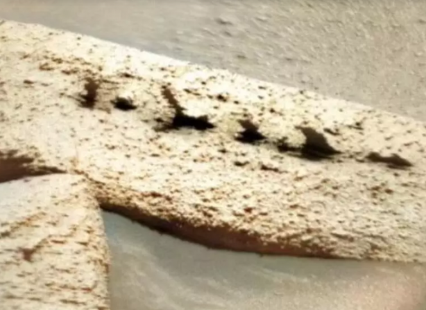 Foto - Görüntüleri NASA yayınladı dünya şokta! Uzaylılar Mars’a indi