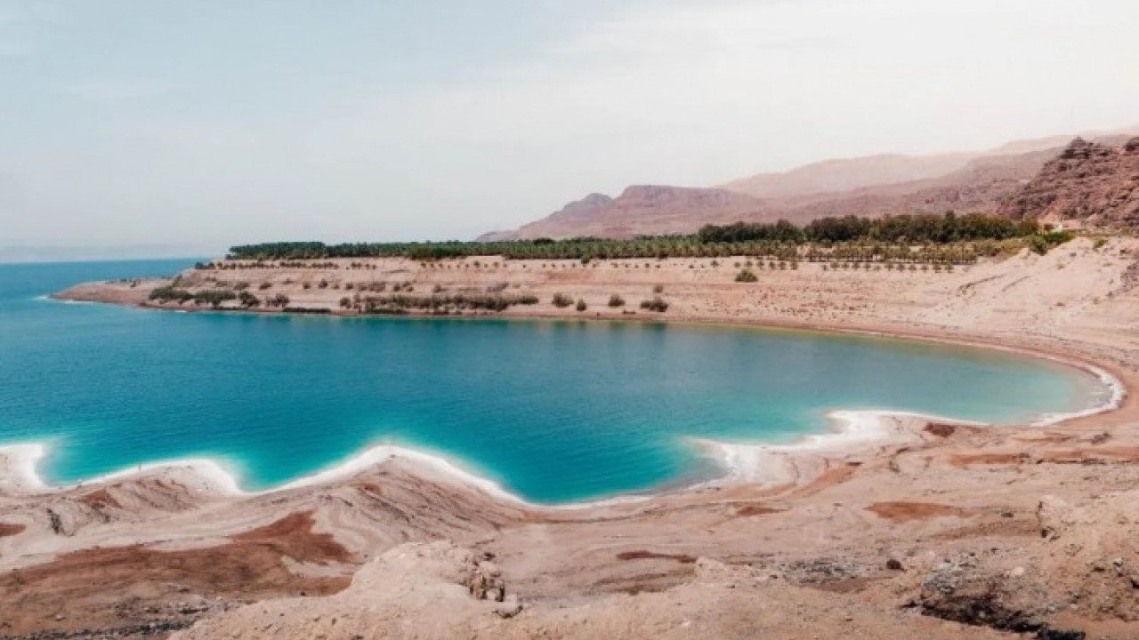 Foto - Görünümleri ve özellikleri ile büyülüyor! İşte dünyanın en ilginç gölleri!