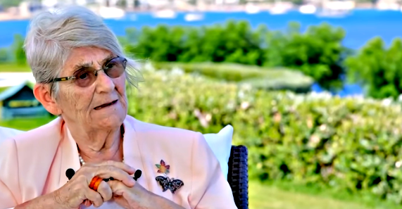 Göz Altı Morlukları Neden Olur? Canan Karatay 'Çok Büyük Belirti' diyerek resmen açıkladı!