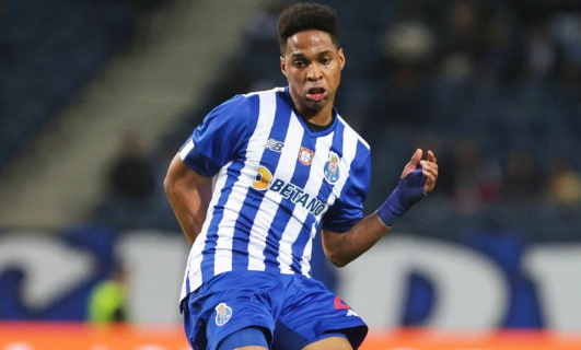 Foto - Göz göre göre açıkladılar: Keşfedilmeyi bekliyor, transfer iddiaları her yerden fışkırıyor!