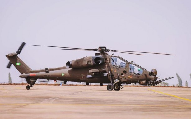 Foto - Göz göre göre varil varil petrol çalınıyor! Türk savaş helikopterleri peş peşe havalandı