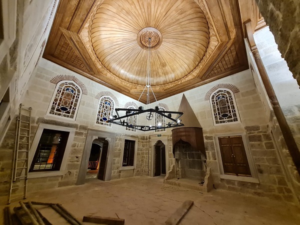 Foto - Göz kamaştırmaya başladı! Osmanlı Dönemi’nde sancağın muhafaza edildiği o köşk... 