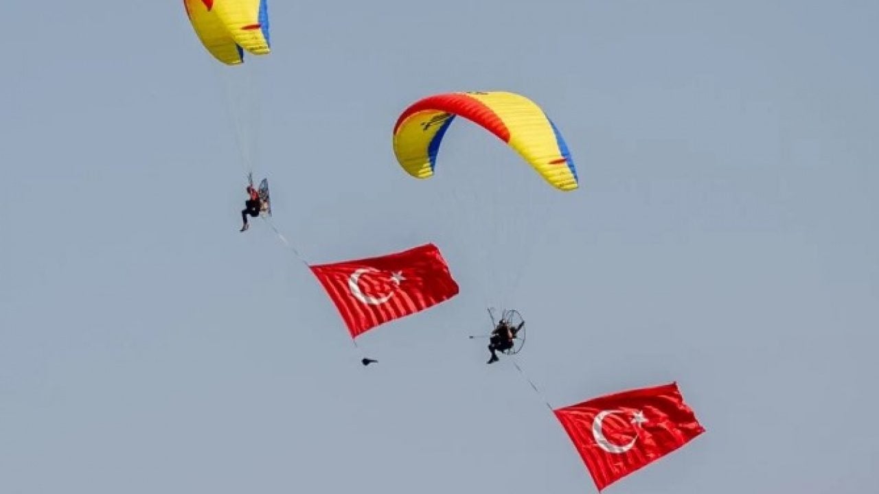 Foto - Gözler gökyüzünden ayrılmadı! TEKNOFEST’te son gün şöleni