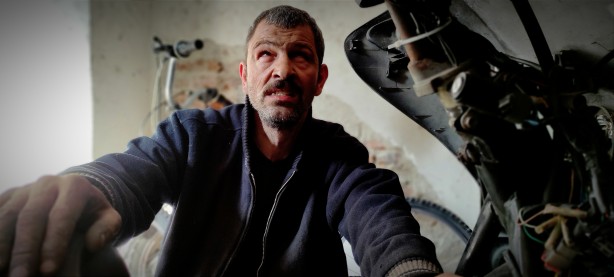 Foto - Gözleri görmeyen usta! Öyle bir şey yapıyor ki herkes şaşkın