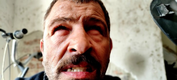 Foto - Gözleri görmeyen usta! Öyle bir şey yapıyor ki herkes şaşkın