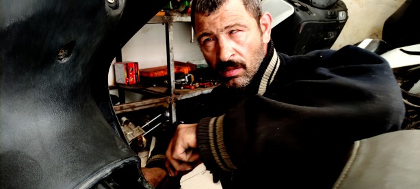 Foto - Gözleri görmeyen usta! Öyle bir şey yapıyor ki herkes şaşkın