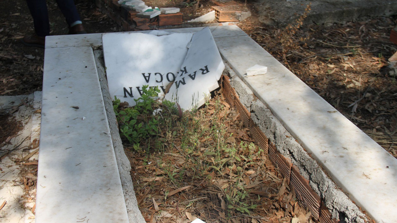 Foto - Gözlerine inanamadılar! Kabir ziyareti kabusa döndü