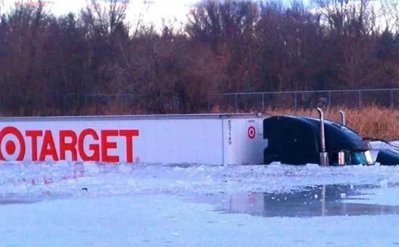 Foto - Gözlerinize inanamayacaksınız! Bu kadarda olmaz dedirten kazalar