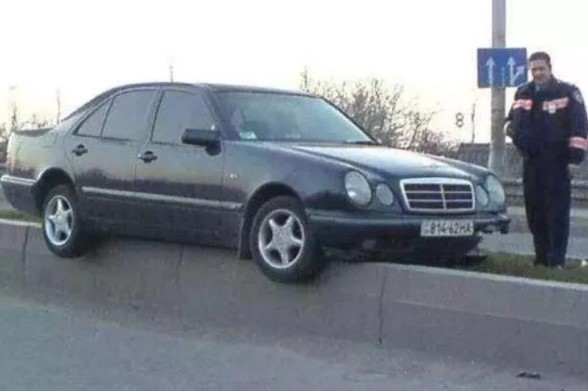 Gözlerinize inanamayacaksınız! Bu kadarda olmaz dedirten kazalar