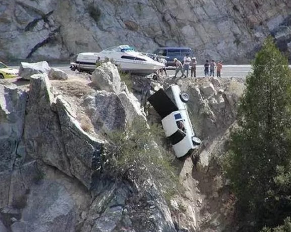 Foto - Gözlerinize inanamayacaksınız! Bu kadarda olmaz dedirten kazalar