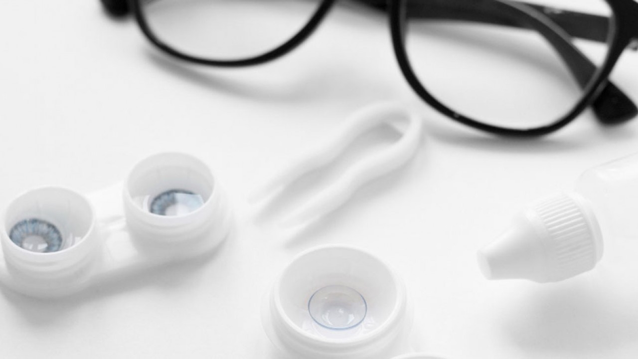 Foto - Gözlük, lens ve ameliyat tarihe karışıyor: Damla devrimi!