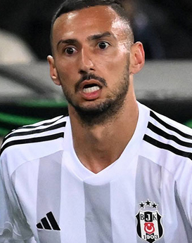 Foto - Göztepe’nin hamlesi Beşiktaş’ı sevindirdi! Müjdeler olsun Beşiktaş taraftarına… Gündeme oturacak sağ bek çıkışı…