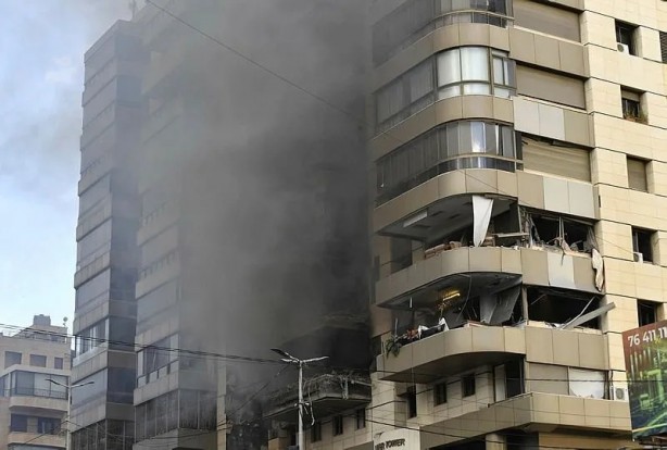 Foto - Gözü dönmüş siyonist İsrail'den 4 ülkeye eşzamanlı saldırı! Hem havadan hem karadan katliam