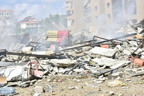 Foto - Gözü dönmüş siyonist İsrail'den 4 ülkeye eşzamanlı saldırı! Hem havadan hem karadan katliam