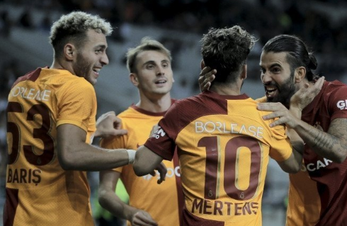 Foto - Gözün aydın Türkiye'm! İskoçları geçtik artık: Helal olsun sana Aslanım...