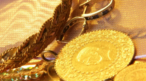 Foto - 'Gram altın 1650 lira değil' diyen Necmettin Batırel gerçek rakamı açıkladı! Kapalıçarşı'da şok rakam