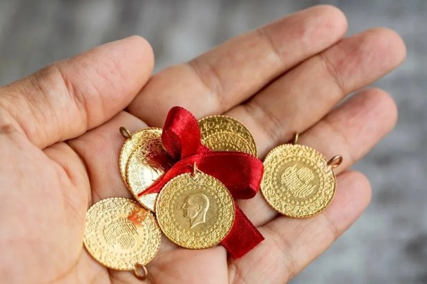 Foto - Gram altın biriktirenlerin eli ayağı titreyecek! Önemli uyarı geldi! Bakalım şimdi ne olacak 