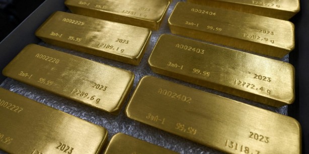 Foto - Gram altın tüm tahminleri bozdu! Ünlü ekonomist tarih verdi! O seviyeyi el mecbur görecek