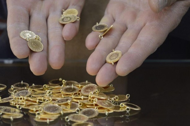 Foto - Gram altın uçtu! Ramazan Kurtoğlu bankada altını olanlara 'maalesef' diyerek kötü haberi verdi