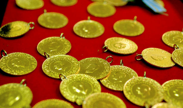 Foto - Gram altınla ilgili gelen son tahmin şaşırttı: Rakam 700 lira birden değişecek, altını olan bunu yapsın